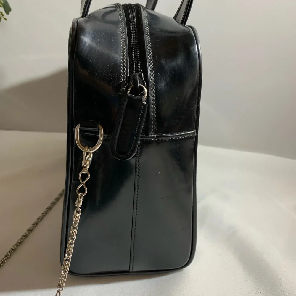 GUCCI GG Logo Patent Leather Handbag Black Medium - Picture 8 of 12